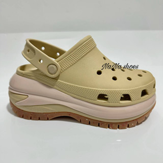 รองเท้าCROCS Mega Crush Clog  ใส่ได้ใทุกฤดูกาล  สินค้ามีพร้อมจัดส่ง รองเท้าลำลองผู้ใหญ่ สุดฮิต 35.....40