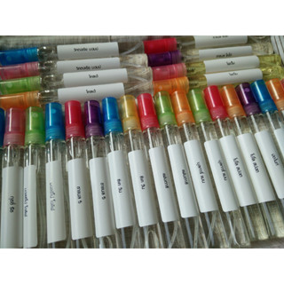 น้ำหอมพร้อม 10 ml.กลิ่นละ 6 ขวด ขวดละ 10 บาท เลือกกลิ่นได้เลยจ้า