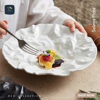 จาน selena plate เนื้อพอร์ซเลน ทนความร้อนสูง เข้าไมโครเวฟได้ เพิ่มความมีระดับบนโต๊ะอาหาร เป็นพร็อพถ่ายรูป