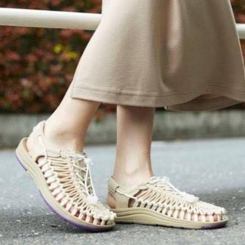 รองเท้าแตะรัดส้น KEEN UNEEK Unisex ใส่ได้ทั้ง ชาย หญิง [ ของแท้💯 ]