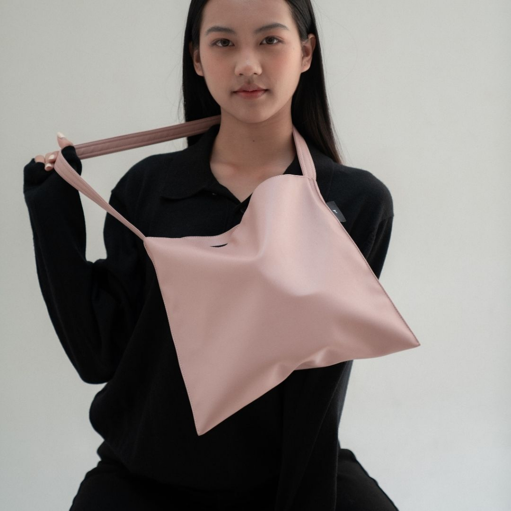 HOBO MEDIUM -  SATIN MADDER / RUST BRAND