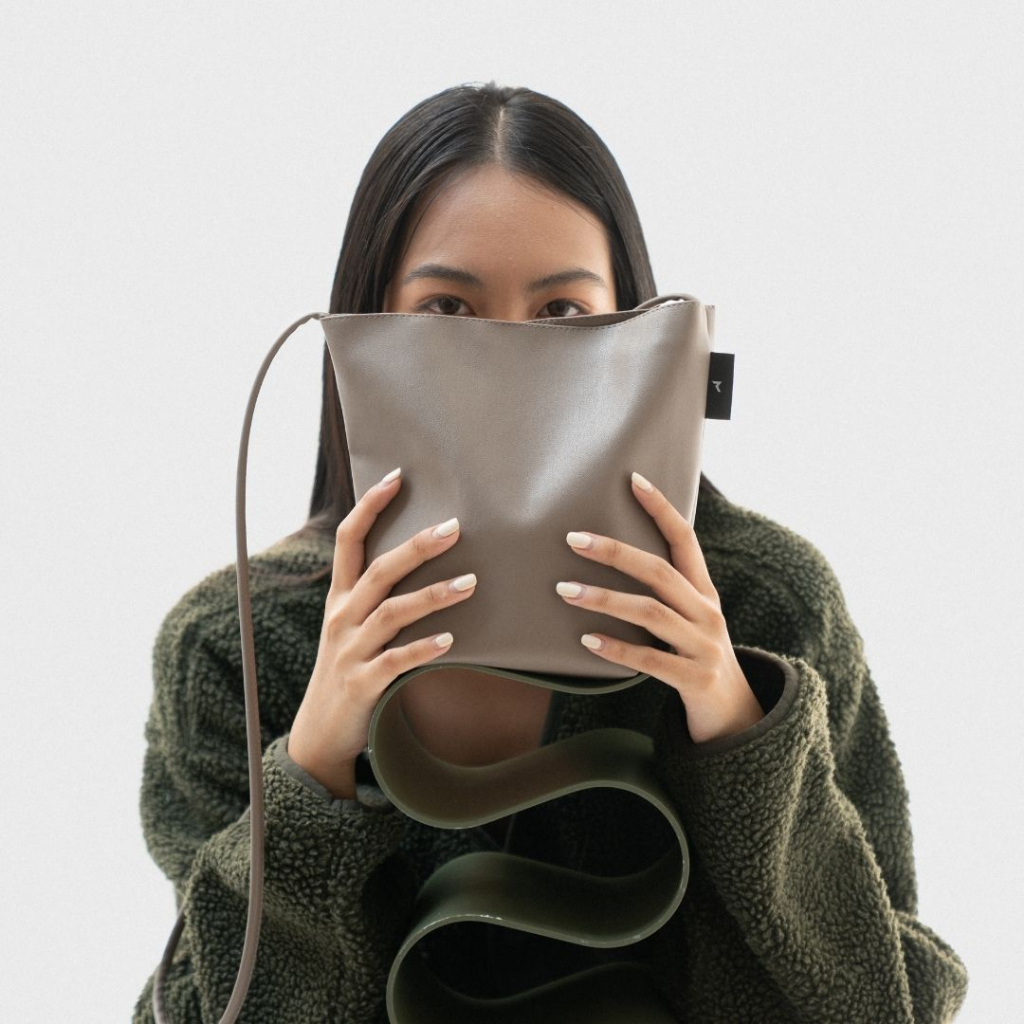 BUCKET - GREIGE / RUST BRAND