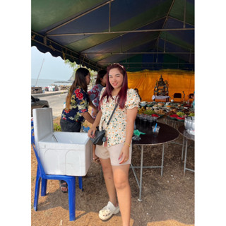 ปล่อยชุดแม่ค่าใส่ครั้งเดียว