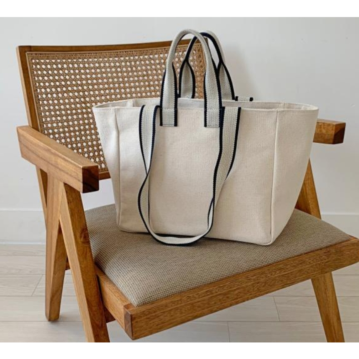 Tote Bag กระเป๋าสะพายไหล่พร้อมถือผ้าแคนวาส ผ้าหนา พร้อมแผ่นรอง พร้อมส่ง