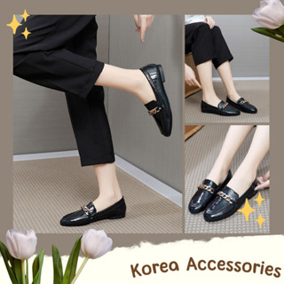 Korean🧧 รองเท้าคัชชู แต่งคาดโซ่สีทอง ส้นเตี้ยลายหนังจระเข้