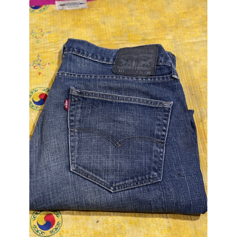 กางเกงยีนลีวาย รุ่น 511 มือสอง