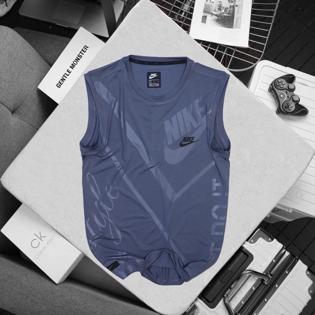 เสื้อแขนกุดกีฬา เสื้อกล้ามกีฬา ออกกำลังกายผู้ชาย ผ้าเงาสวยแห้งไว ของมีพร้อมส่ง