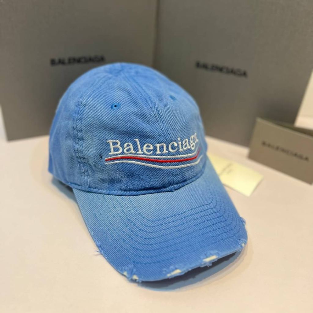 หมวก BALENCIAGA CAP มาเเล้ว สวยมาก พร้อมส่งในราคาพิเศษ ⚡️ ปรับขนาดได้ 🧡