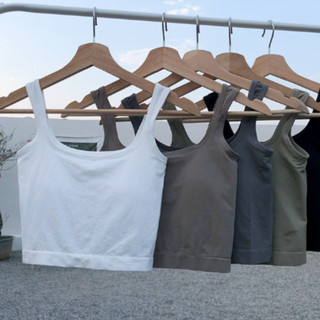 เสื้อครอป สายเดี่ยว  มีฟองน้ำในตัว แนวครอป รุ่นB072 แบบสวม ครึ่งตัว บรา ใส่สบาย