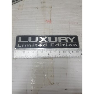 Logo luxury ขนาด 14.5cm งานพลาสติก