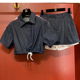 MIU MIU DENIM CROP SET ชนช็อป ชุดเซต ชุดเซท เกร๋ๆ ผ้ายีนส์ สีDark blue เสื้อเชิ้ต กระโปรง มิวมิว