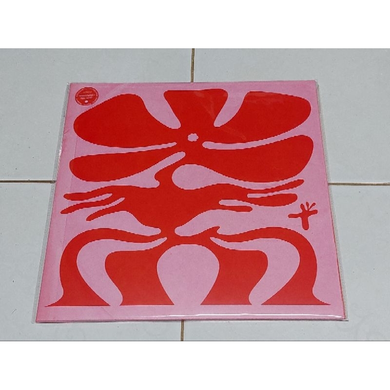 แผ่นเสียง Numcha อัลบั้ม Bloom (แผ่นสี Transparent Red) [Vinyl Numcha album Bloom]