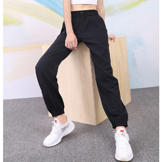 กางเกงออกกำลังกายผู้หญิง สายสปอร์ต ผ้าดีใส่สบาย (พร้อมส่ง) รุ่น Mix182