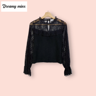 เสื้อ Dreamy minx ผ้าลูกไม้อย่างดี ไซด์ -  M   อก 36-40 ยาว 21 นิ้ว เสื้อทรงสวยน่ารักมาก ลูกไม้สวยมาก แต่งระบายสวย