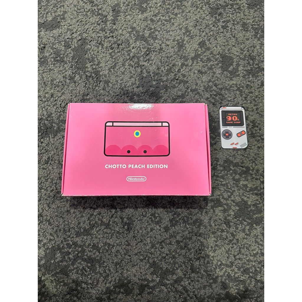 Nintendo 3DS Console Chotto Peach Club Limited Edition Boxed / Japan