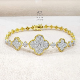 สร้อยข้อมือดอกแวนคลีฟ เพชร Round Brilliant 124/1.28 ct.