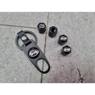 BYD logo wheel tire air cap &amp; keychain  จุกลม + พวงกุญแจ โลโก้ รถไฟฟ้า บีวายดี ฝาปิดที่สูบลม