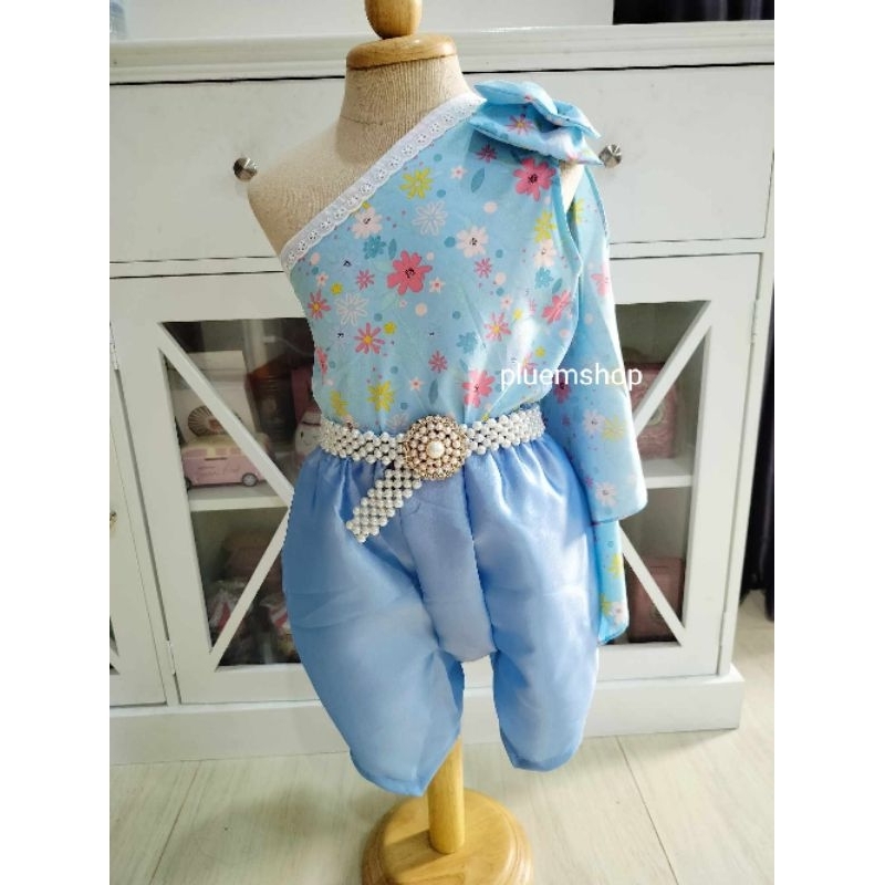 ชุดไทยเด็ก รุ่น