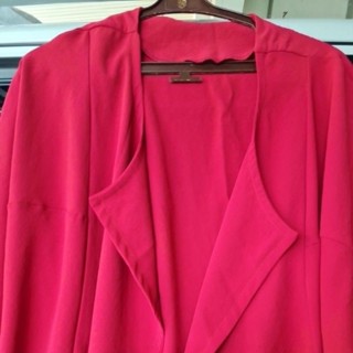 เสื้อคลุมผู้หญิง สีแดง มือสอง
