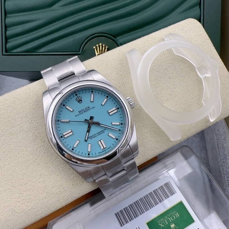 นาฬิกาข้อมือ Rolex Op CC clean (พร้อมกล่องใส travel case)