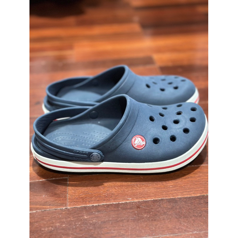 รองเท้าแตะรัดส้น Crocs Iconic Size 19.5 มือสอง