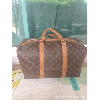 Louis Vuitton monogram keep all45usedbag like new good condition good price