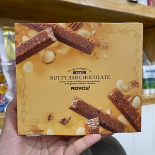 ‼️หิ้วใหม่ทุกรอบบิน‼️Royce Nutty & Fruit Bar Chocolate ไวท์ช็อกโกแลตอัดแน่นด้วยอัลมอนด์บด อร่อยมากกก 👍🏻