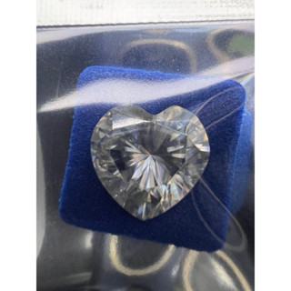 4 carats GRA Moissanite Heart shape 10x10mm 1 pieces