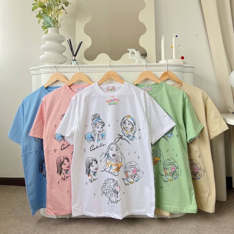 ◕◡◕ LAB SILK ◕◡◕ เสื้อยืด Oversize สกรีนลาย Disney Princess 👑 คอลนี้คือน่ารักมากๆ ><