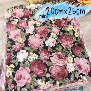 ผ้า ผ้าคอตตอน Fabric ชิ้นเล็กจิ๋ว สำหรับงานกระเป๋า งานควิลท์ งานต่อผ้า (สินค้าพร้อมส่งจากไทย)