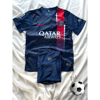 ชุดบอล PSG (Blue) เสื้อบอลและกางเกงบอลผู้ชาย ปี 2023-2024 ใหม่ล่าสุด