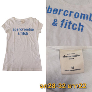 Abercrombie&amp;Fitch เสื้อยืดคอกลมแขนสั้นสีขาว สกรีนAbercrombieสีฟ้าเพชร