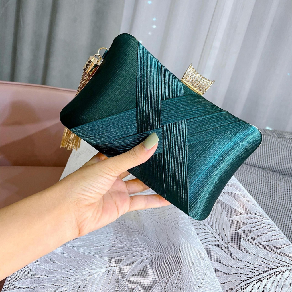 กระเป๋าออกงาน กระเป๋าclutch เป็นผ้าไหม