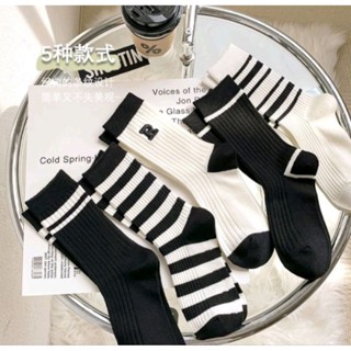 **พร้อมส่ง** Set 🧦ถุงเท้าข้อยาว ถุงเท้าข้อยาวสไตล์เกาหลี set 5 คู่