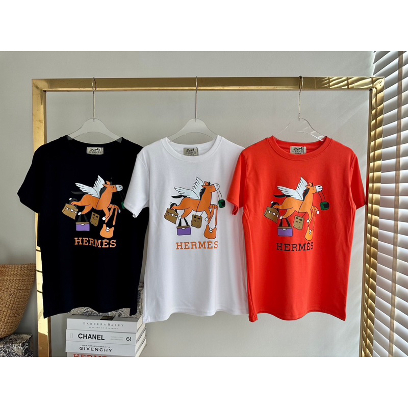 เสื้อยืดลายม้า 190 บาท