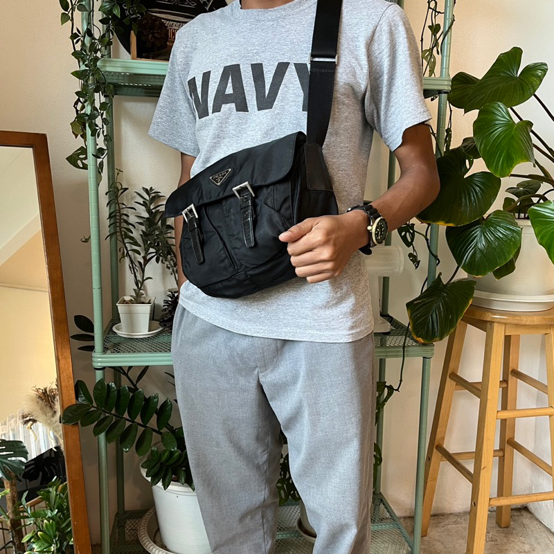 VTG PRADA CROSSBODY BAG