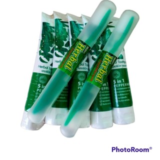 (เซ็ต 5 ชิ้น * 100g แถมแปรงสีฟัน 2 กล่องฟรี) D.dent herbal toothpaste ยาสีฟันดีเดนท์ ดีเดนท์ ดีเด้นท์ ยาสีฟันสมุนไพร ดูุแลครบทั้งช่องปาก ยาสีฟันดีเด้นท์ 5in1 ราคาพิเศษ ของแท้