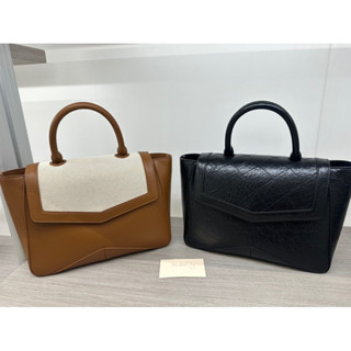 กระเป๋าสะพายข้าง Charles&amp;keith ใบใหญ่จุใจ 4,150 คอลเลคชั่นล่าสุด