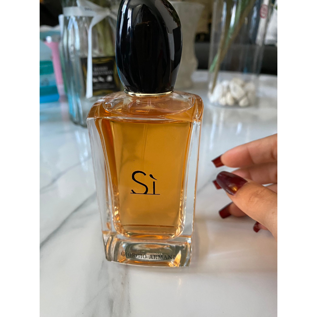 เซลล์ สินค้าราคาพิเศษ ฝาหลวม แต่ไม่หลุด Si edp 100ml 1300฿เซลล์ สินค้าราคาพิเศษ ฝาหลวม แต่ไม่หลุด เซลล์ สินค้าราคาพ