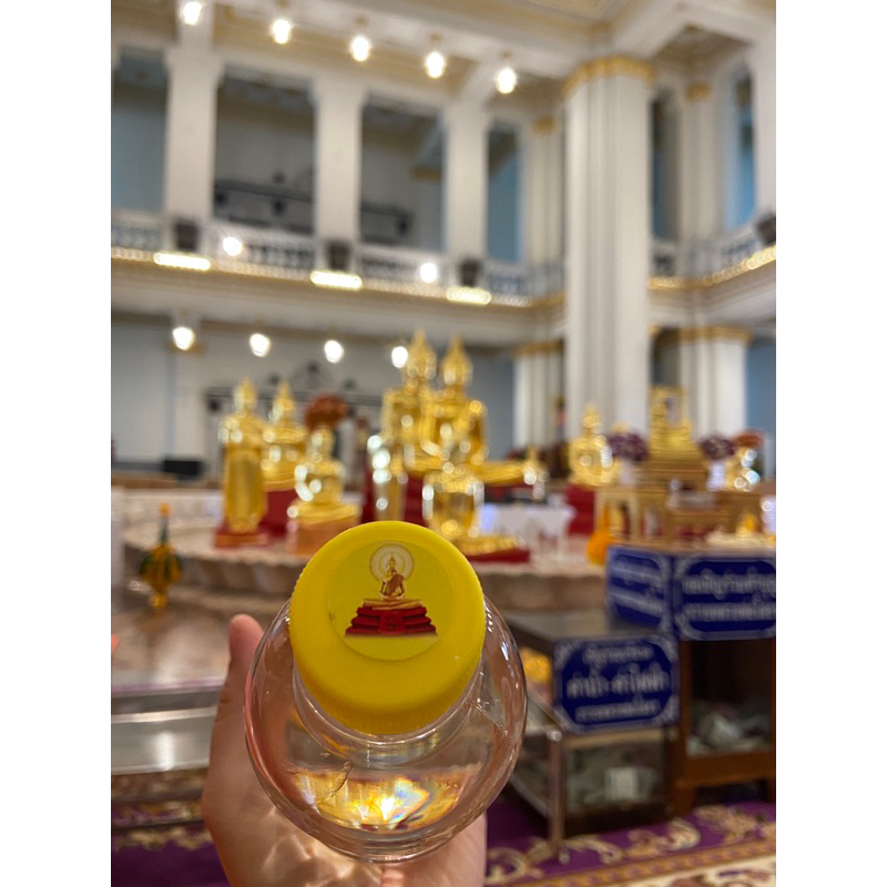 น้ำมนต์ วัดหลวงพ่อโสธรแท้จากโดยตรง ผ่านพิธีปลุกเสกแล้วค่ะ สำหรับดื่มหรือผสมน้ำอาบได้ค่ะ