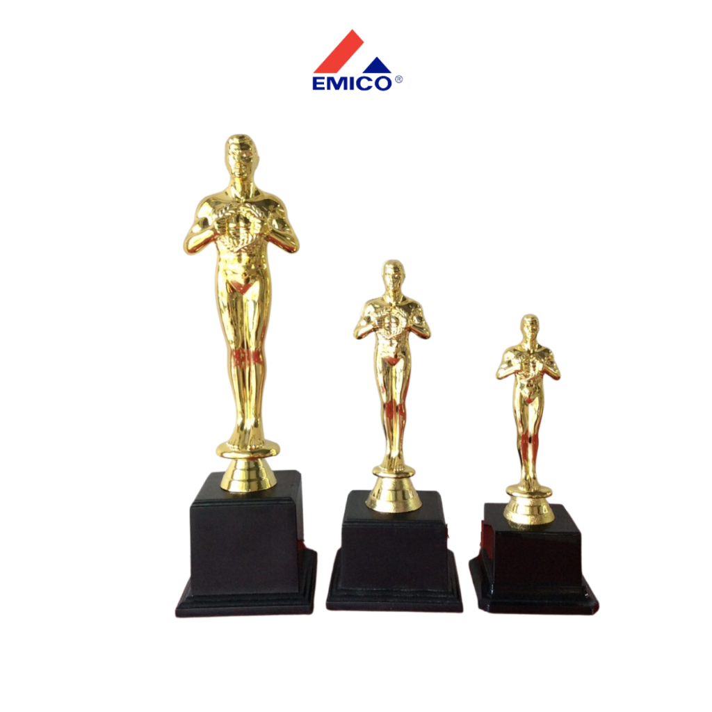 ของแถมฟรี🔥 ถูกที่สุด 🔥Men Award รางวัลยอดเยี่ยมชาย สีทอง ถ้วยรางวัลออสการ์ ออกแบบและทำข้อความฟรี ราค