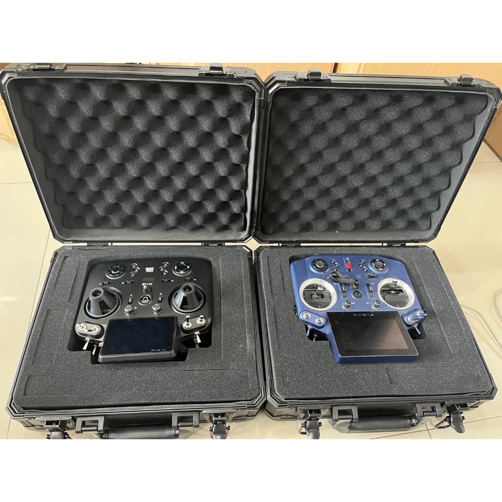 [กระเป๋า] กระเป๋าใส่รีโมท FRSKy X18 X18S , X20 X20S อลูมิเนียมด้านในบุโฟมเข้ารูป