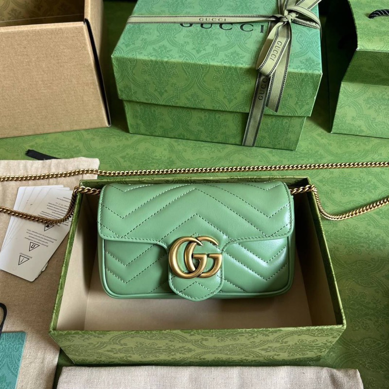 กระเป๋าสะพายข้างผู้หญิง Gucci Marmont super mini bagเทพ 📌size 16 cm.