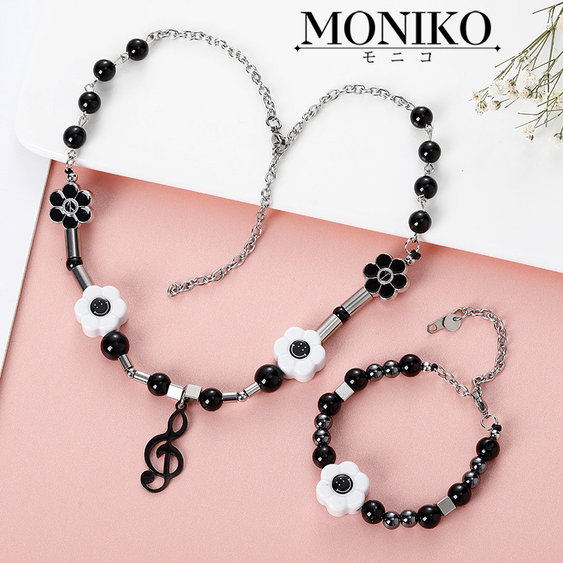 MONIKO สร้อยคอสแตนเลสจี้รูปหน้ายิ้มสไตล์ฮิปฮอป สีดํา