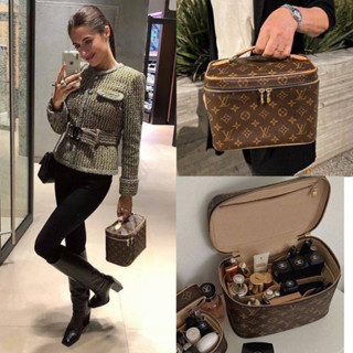 LV COSMETICS BAg (LV42265)