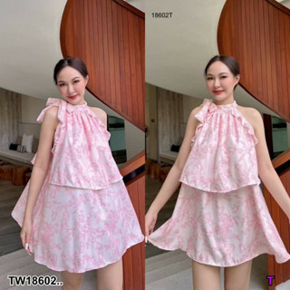 TT18602 เดรสสั้น แต่งระบายรอบแขน ผูกโบว์คอ แต่งระบาย 2 ชั้น..Short dress, decorated with fringe around the arms, bow tie