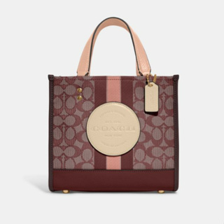 Coach C8417 Dempsey Tote 22 In Signature Jacquard (IMMZI) กระเป๋าสะพายผู้หญิง สี Im/Wine Multi