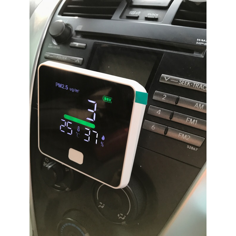 เครื่องวัดค่าฝุ่น pm2.5 ในรถยนต์ ในบ้าน เครื่องวัดอุณหภูมิ เครื่องวัดความชื้นในบ้านในรถ