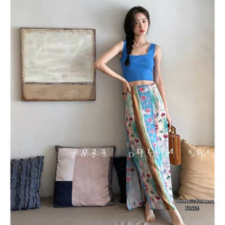 🇰🇷New🇰🇷  Korea satin floral skirt กระโปรงยาวซาตินบาง แต่งลายดอกสลับสีสวย ใส่สบายมาก ผ่าข้าง