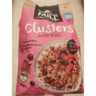 Heritage Mill Berry Bliss Clusters 750g.อาหารเช้าข้าวโอ๊ต ผสม แครนเบอร์รี่,สตอเบอรี่ 750 กรัม.